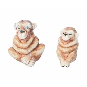 Ceramic chimpanzee S&P shakers